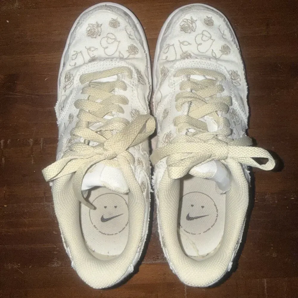 Nike Court Vision Low “Valentine’s Day” Women's Sz 7 Shoes Sneakers DJ9297-100